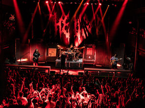 The Used Performs The Last Day of Tour At A SOLD OUT Show At The NorVa!