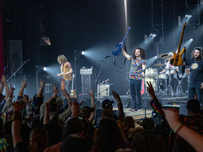 CONCERT REVIEW: PIGEONS PLAYING PING PONG AT THE STRAND BALLROOM & THEATRE