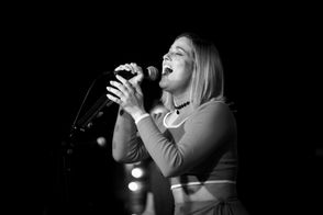 Cassadee Pope with the Foxies and Natalia Taylar at the Turntable in Indianapolis