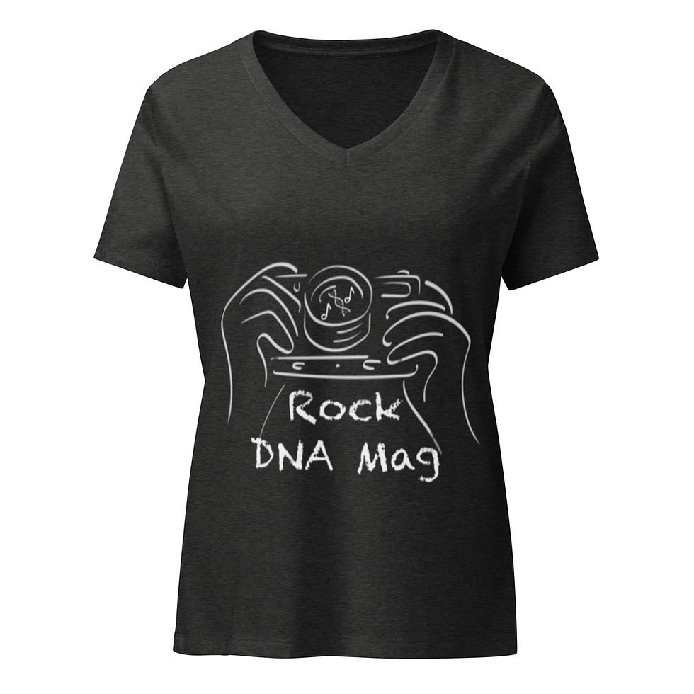 Thumbnail: Women’s relaxed v-neck t-shirt