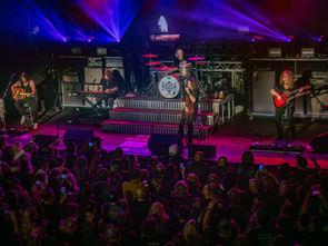 CONCERT REVIEW: Tesla AND KURT DEIMER AT HAMPTON BEACH CASINO BALLROOM