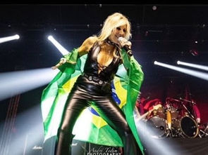 LORRAINE LEWIS To Return In 2025 With New Femme Fatale Lineup Plus New Music With Lou Gramm