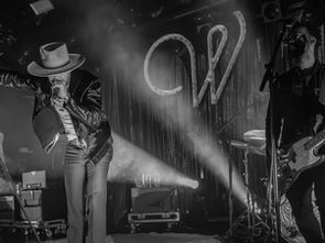 WILDER WOODS AT THE PARADISE ROCK CLUB