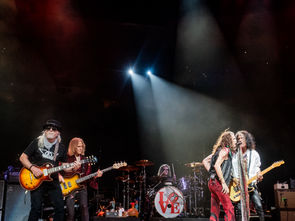 Aerosmith: Peace Out Tour Kick Off with The Black Crowes at Wells Fargo Center in Philadelphia, PA