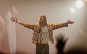 Concert Review: LANY Delivers a Polished and Emotional Set at Intuit Dome in Los Angeles, CA 