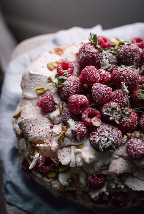 Berries Pavlova