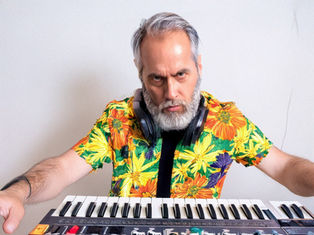 Houston Musician Declares New Song “Best Ever,” Mom Declares It “Worst Thing I’ve Ever Heard”