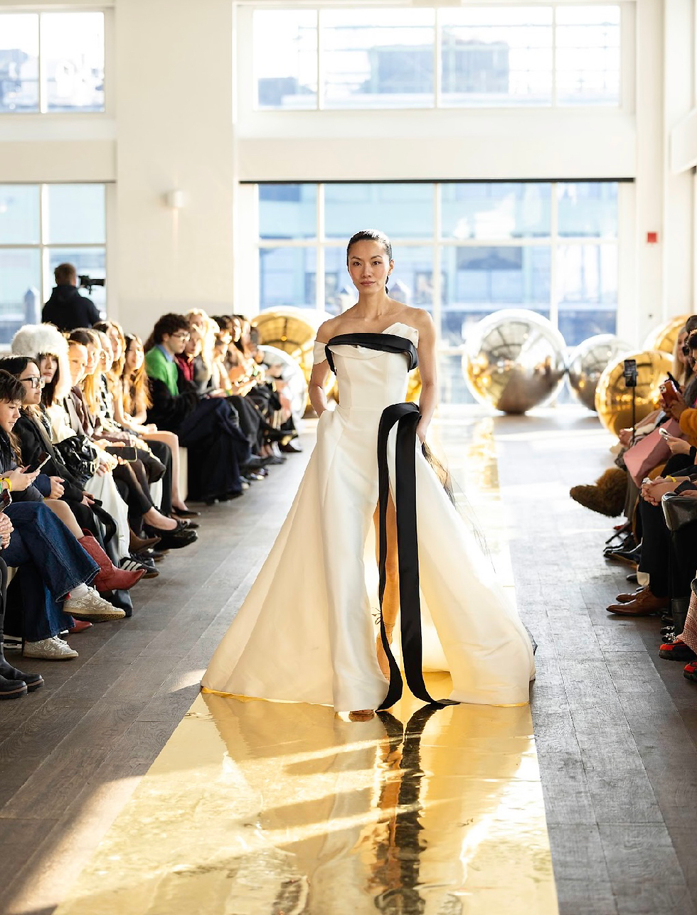 Thumbnail: NYFW bridal gown - Bridge 