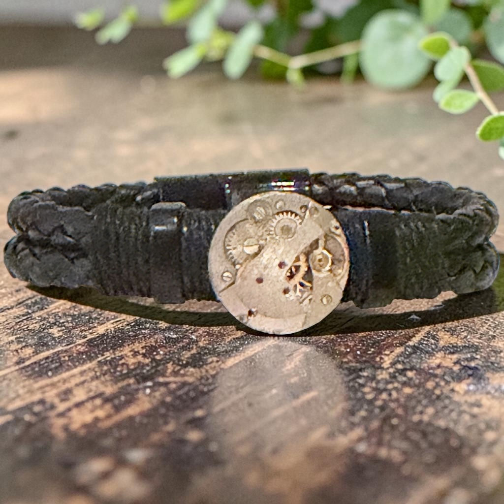 Steampunk watch movment movement cuff/bracelet