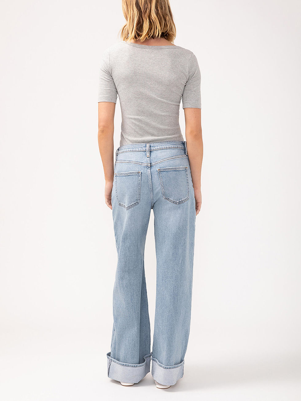 Thumbnail: Silver Jeans Highly Desirable Wide Leg