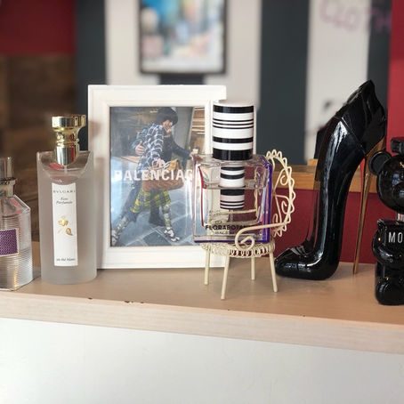 圧倒的に個性的。しかも日本でそんなに出回っていないのでその人の香りになるという