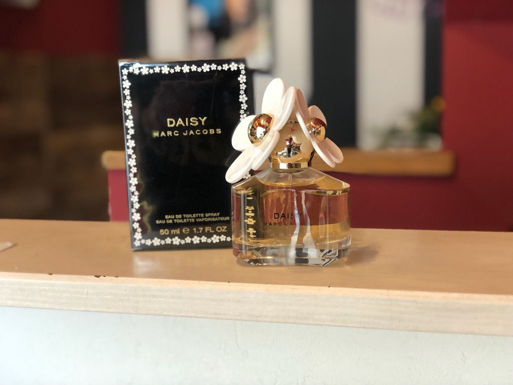 マーク ジェイコブス デイジー オードトワレ 50mL