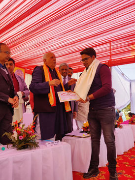 Poddar Farms was recognised by the UP Food Processing and Agriculture Minister for its great work in the field of cultivation, food processing and value addition.