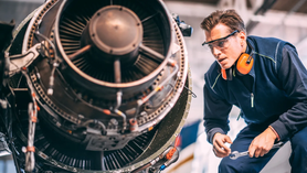 【Aviation English -27】What is an Aircraft Mechanic? ( 航空維修機務 )