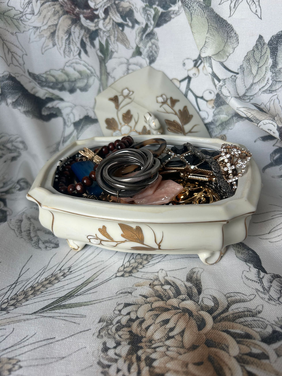 mystery jewelry jar