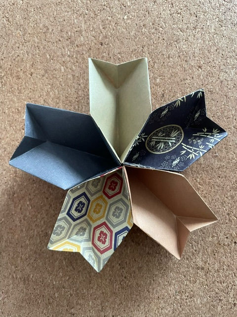 Vide-poche Shinjin