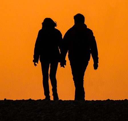 silhouette couple