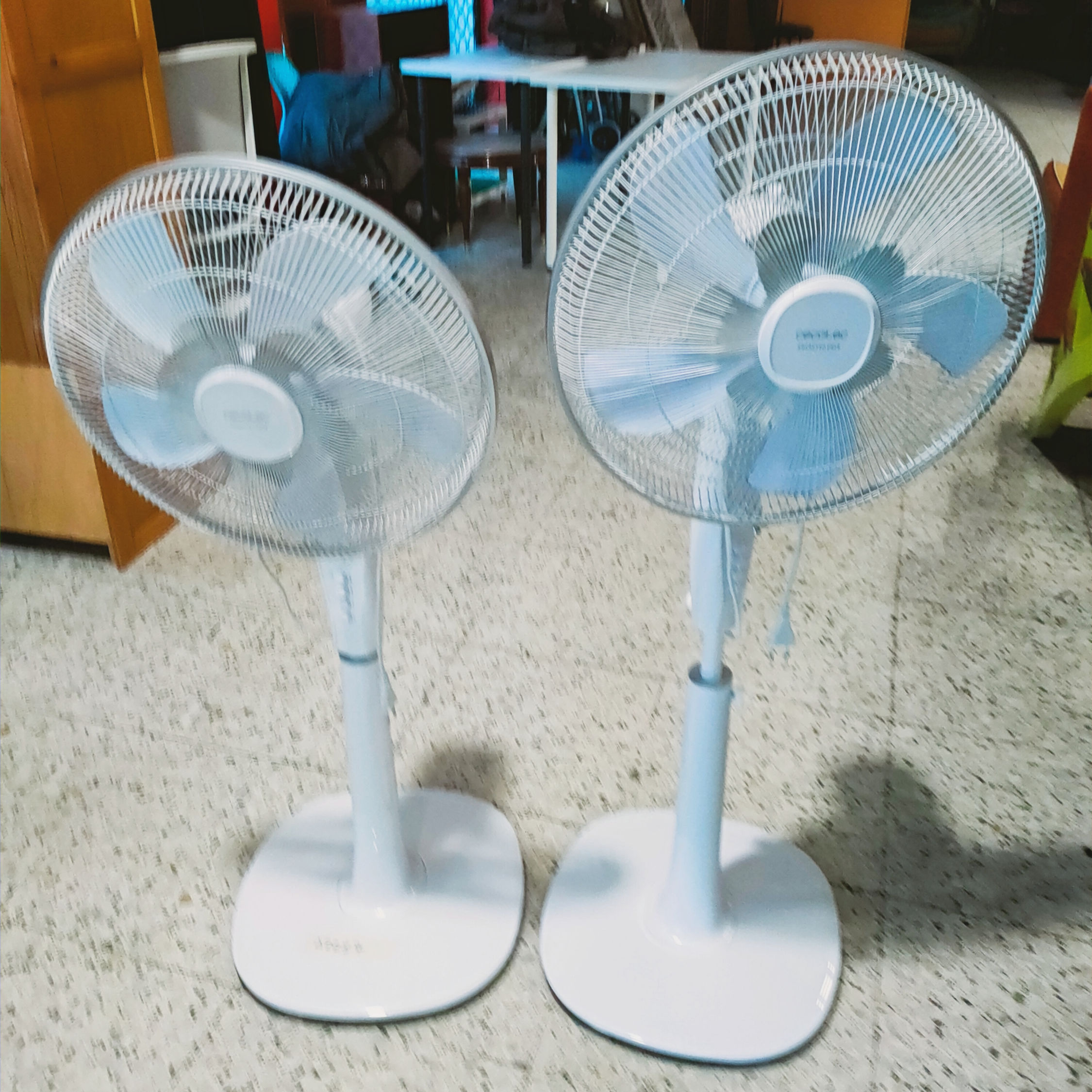 Ventilador giratorio pie alto  (2)