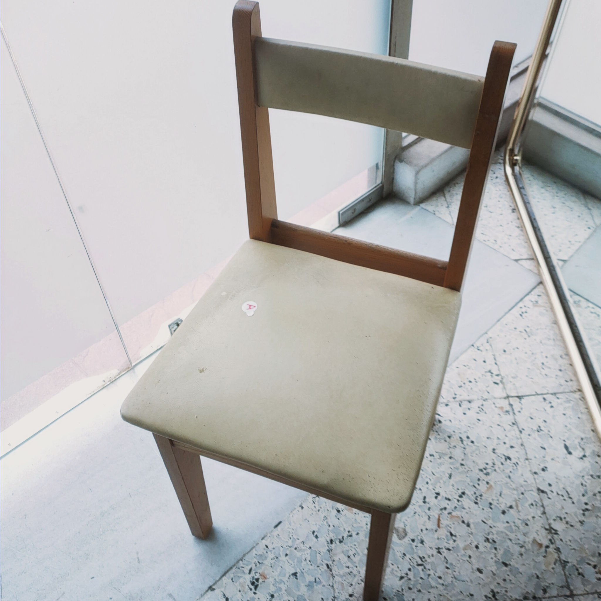 Silla madera asiento Sky crema