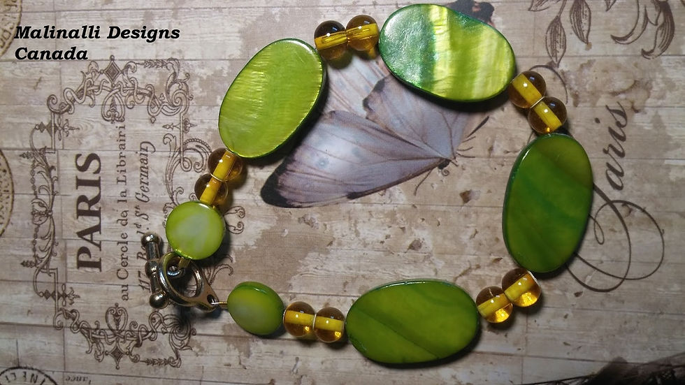 Thumbnail: 017.- Green and yellow bracelet