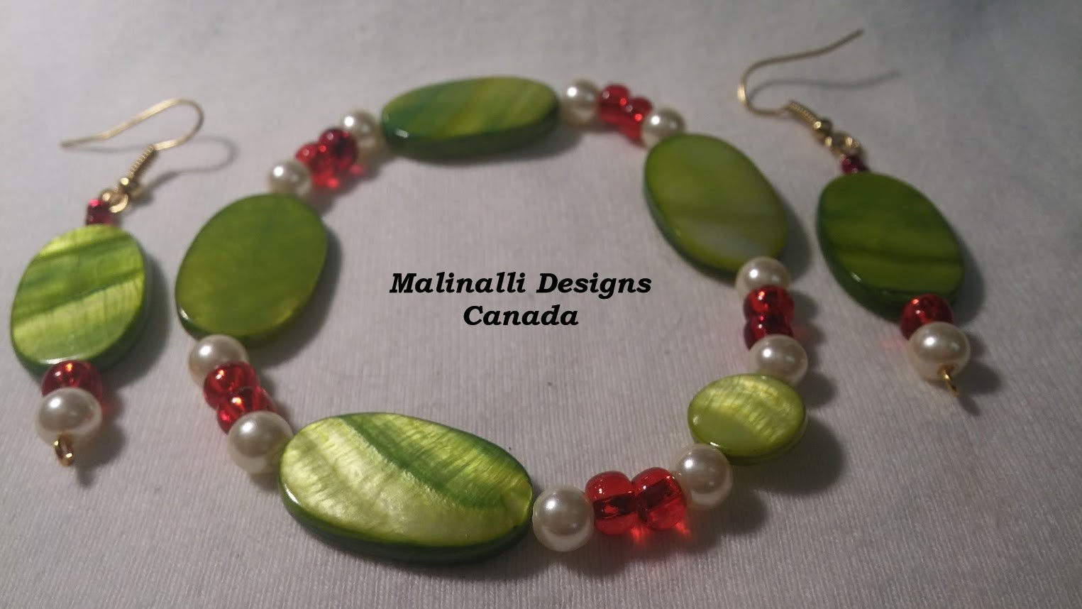 011.- Italian colors! Price includes earrings!