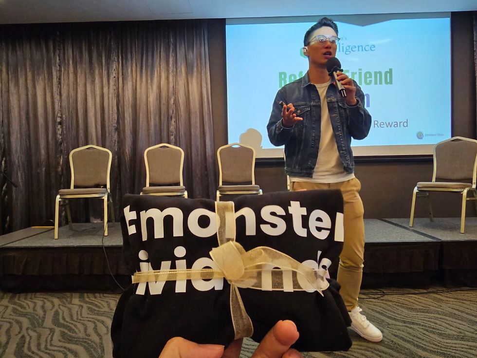 A nice gesture from Willie as a token of appreciation for sharing at the fireside chat panel. In case you are wondering, no, we were not paid to speak 😅
