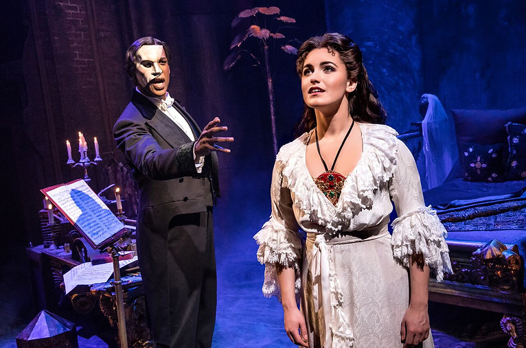 01. THE PHANTOM OF THE OPERA - Quentin O