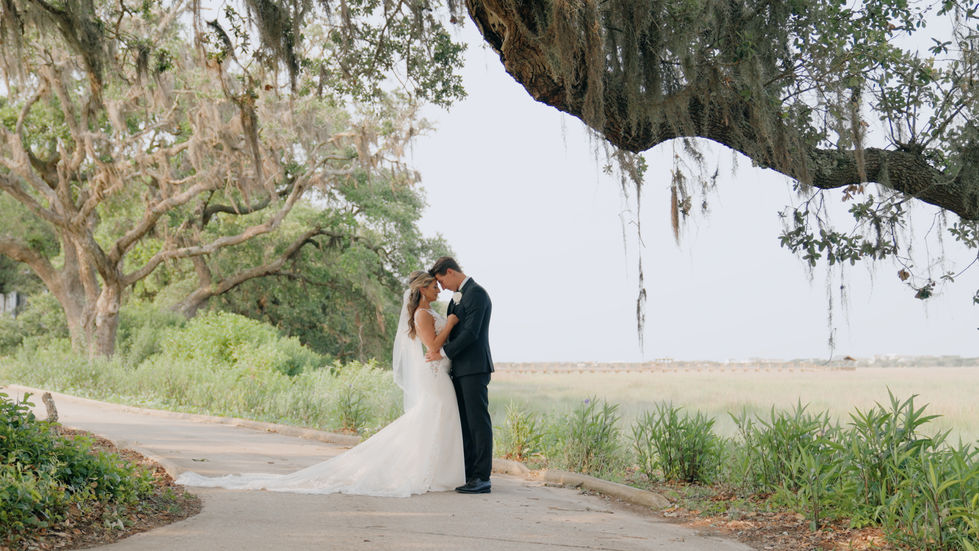 Trailer.00_00_26_15.Still008