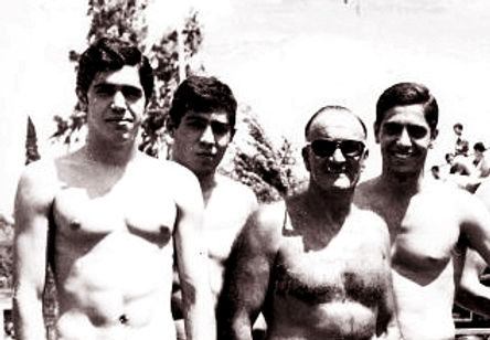 Βίγκο-Εφηβική 1968.jpg