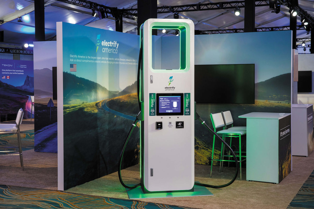 Automotive OEM Vendor Expo – Electric Vehicle Charging Display