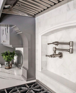 Pot-Filler Stove Kitchen Inspiration.jpg