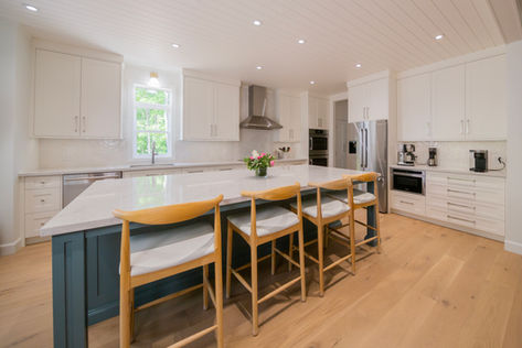 Family Island Custom Kitchen.jpg