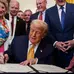 Trump firma de Ley Antifentanilo y afirma: cárteles controlan México y a políticos