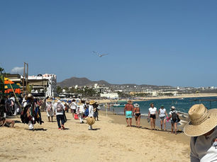 Detectan casos de extorsión a huéspedes de hoteles y trabajadores del sector en Los Cabos