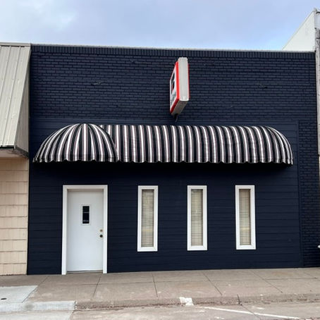 UNDER CONTRACT!  113 E Main  Mankato, KS 66956