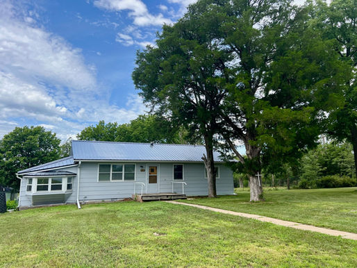 721 S East St. with 9 acres Mankato, KS 66956