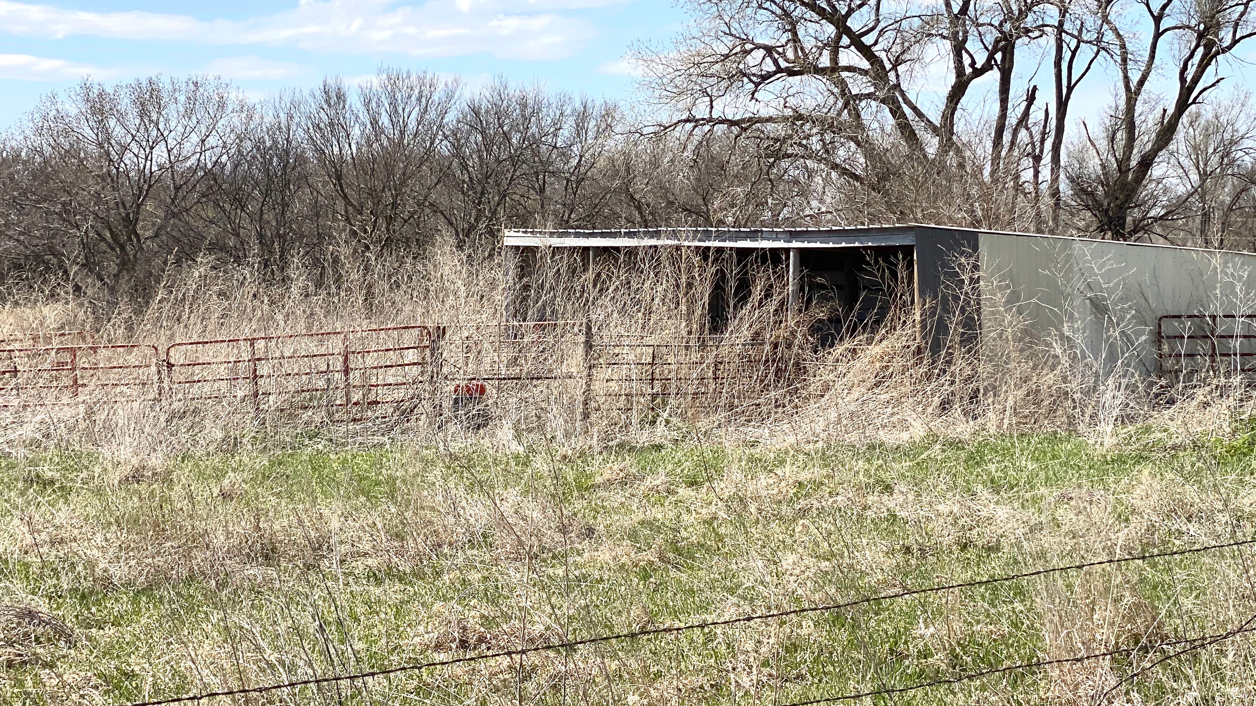 1333 W Rd Burr Oak, KS with 9 acres