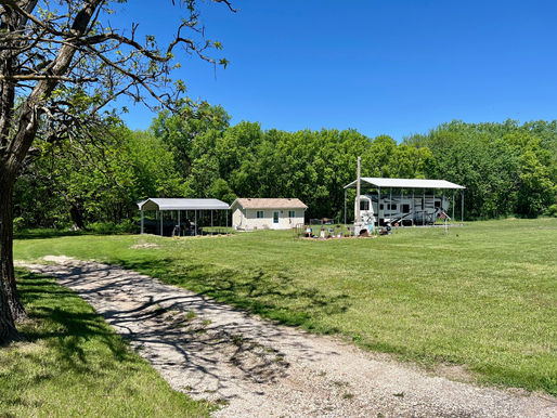 SOLD!! 307 S East on 3+/- acres Mankato, KS