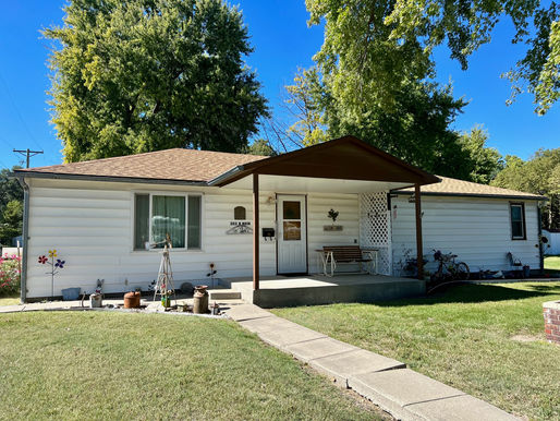 SOLD!  303 N Main  Burr Oak, KS 66936