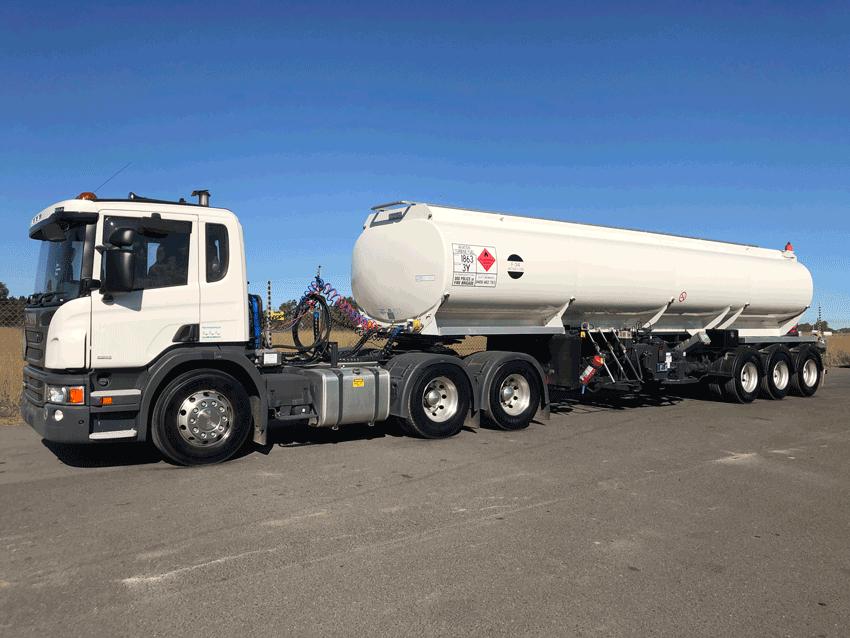 Fuel-Tanker-360_1.gif