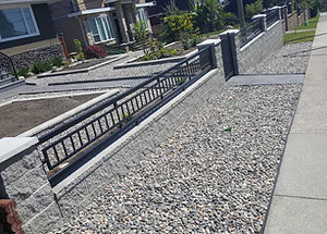 3/4'' gravel fully leveled , curb appreal