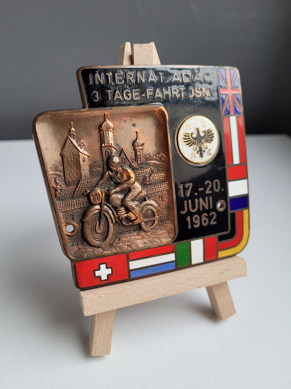 Thumbnail: Original German Enamel Car Badge INTERNAT ADAC 3 TAGE-FAHRT JSNY 17-20 JUNI 1962