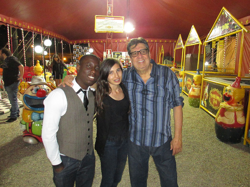 Festa do Roberto no circo Babilônia