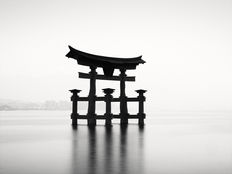 Japon: Le Torii flottant du sanctuaire d'Itsukushima