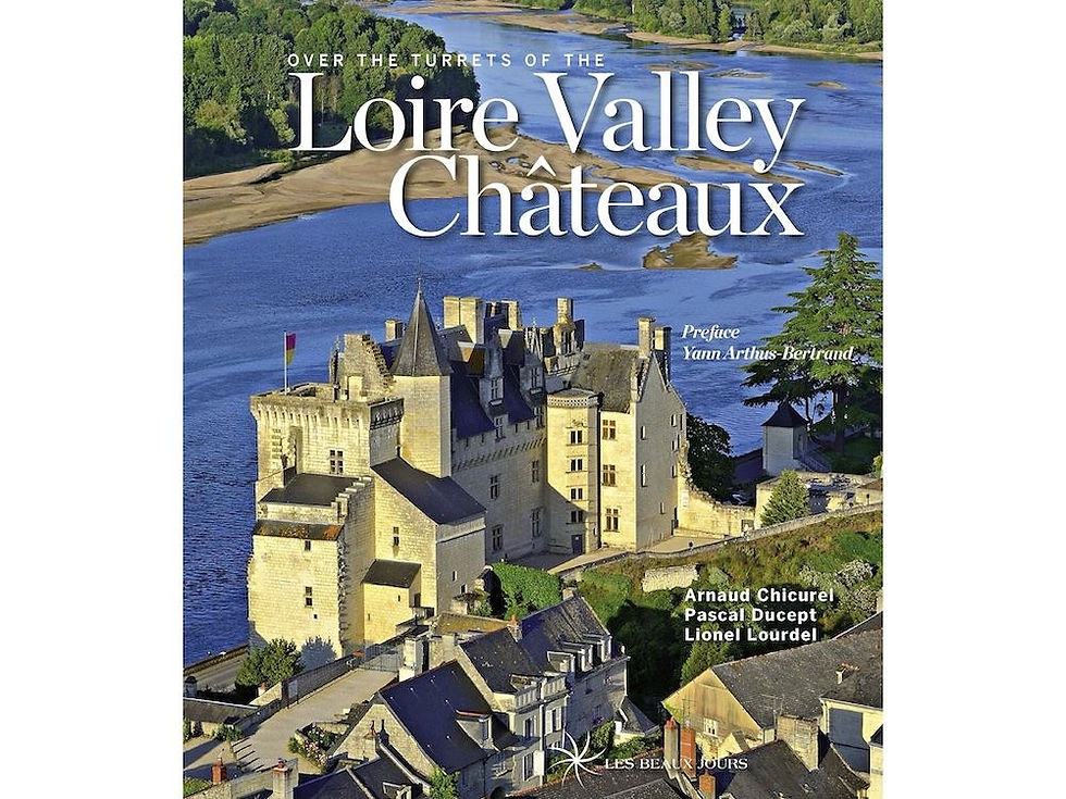 Library: Loire Valley Châteaux.