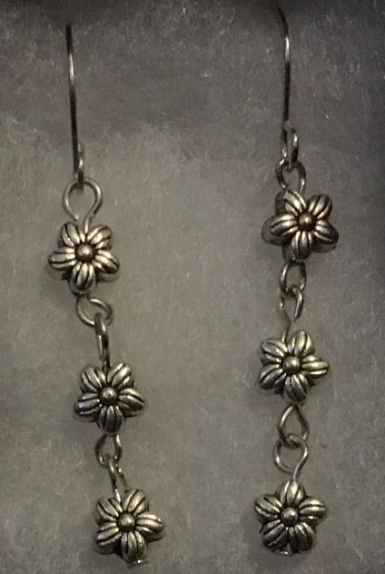 Thumbnail: 3 Tier Petite Flower Earring