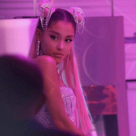 Ariana Grande y el valor de la amistad en 7 rings, su nuevo single