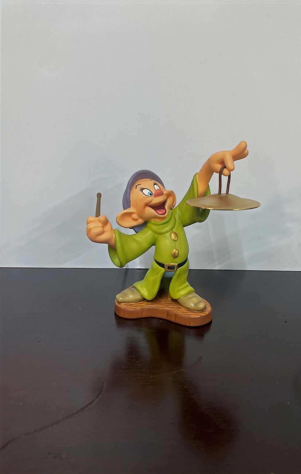 Thumbnail: WDCC Snow White and the Seven Dwarfs - DOPEY holding cymbal