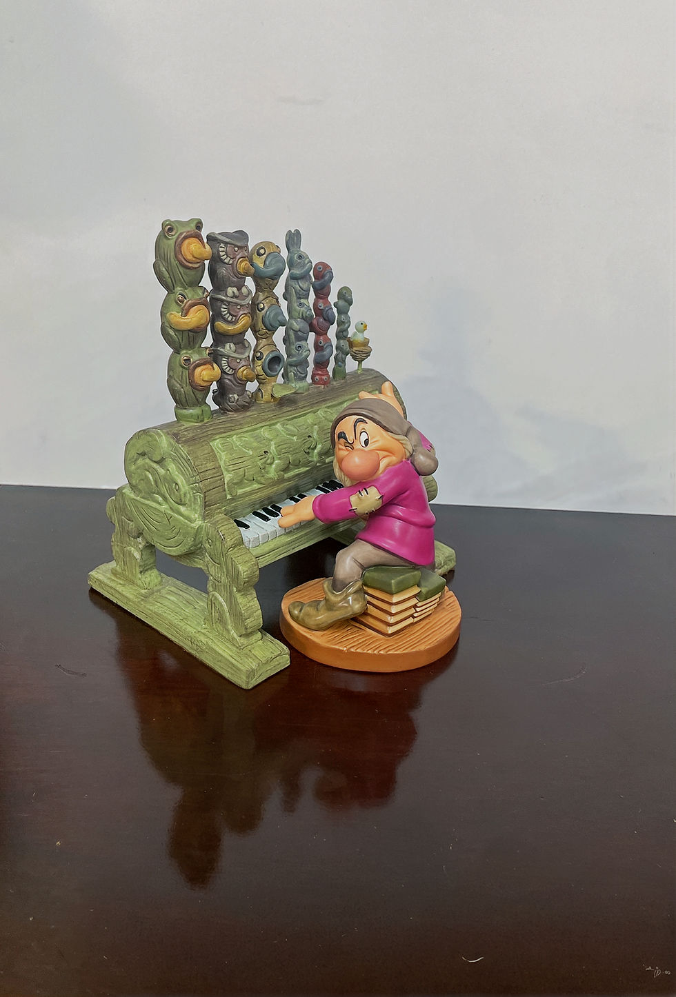 Thumbnail: WDCC Snow White and The Seven Dwarfs Grumpy and Pipe Organ "HUMPH"