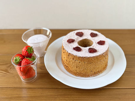【母の日限定セット】完熟いちごのシフォンケーキ